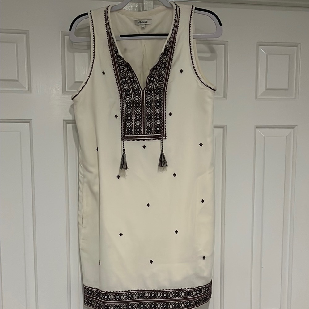 Madewell White and Black Sleeveless Sheath Mini Dress